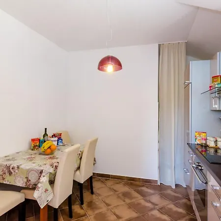 Ana - One Bedroom With Balcony Apartamento