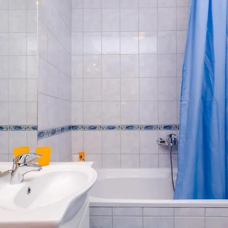 Ana - One Bedroom With Balcony アパート *