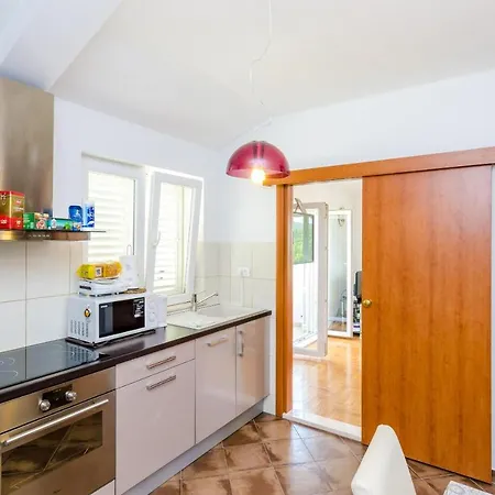 Ana - One Bedroom With Balcony شقة *